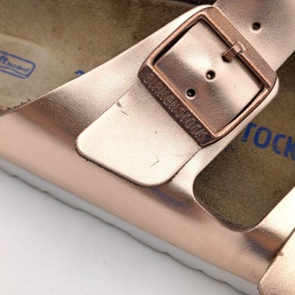 Birkenstock Arizona Soft Footbed Sandal Unisex Metallic Copper Sz US W8/M6 EU39 - Picture 10 of 16